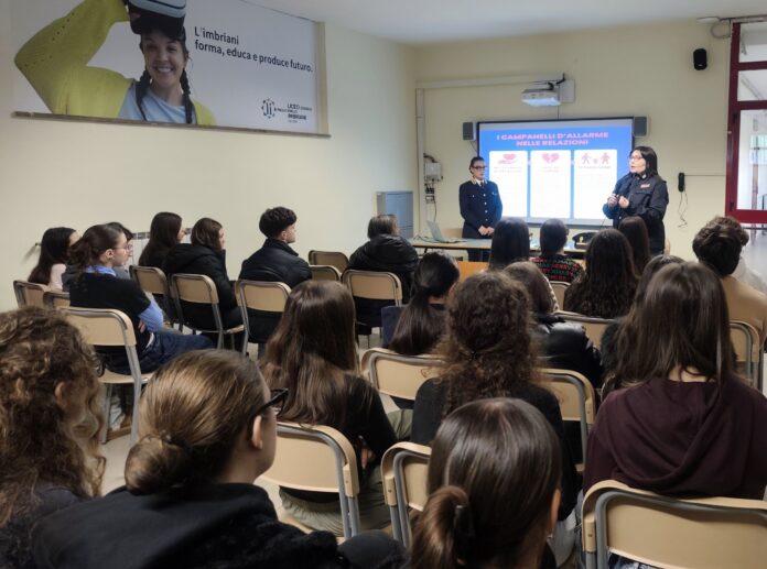 Foto - Incontro con Liceo Imbriani
