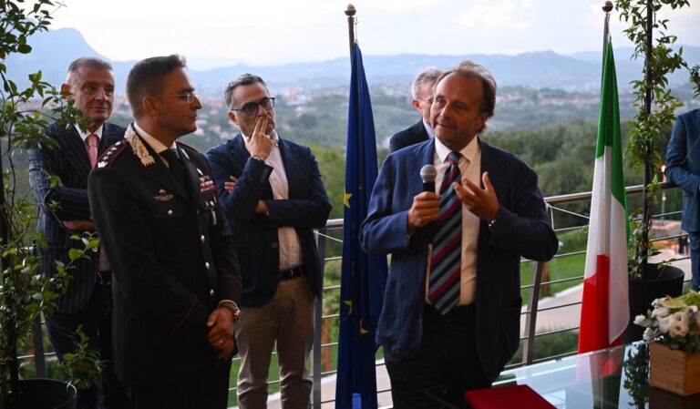 Referendum, il pm Woodcock scrive ad avvocati e magistrati: bisogna parlare alla gente, non tra di noi