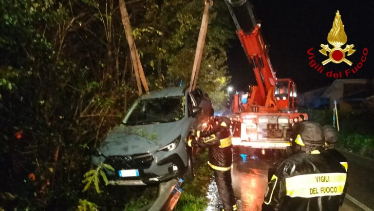 Maltempo, cinquanta interventi dei caschi rossi nelle ultime ore in tutta l’Irpinia