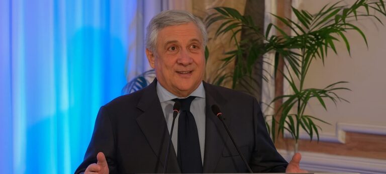 Tajani ai sindaci irpini: “Turismo delle Radici è partito due anni fa, non è operazione elettorale”