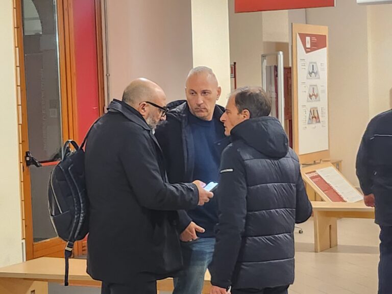 Una telefonata al presidente Buonopane fa scattare l’allarme: al carcere Borbonico moriranno persone