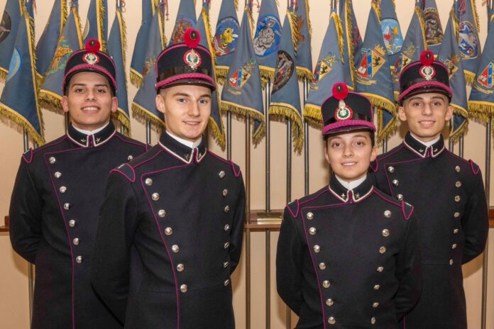 ef0bd77d-5afc-415a-bb01-22fe80f621da