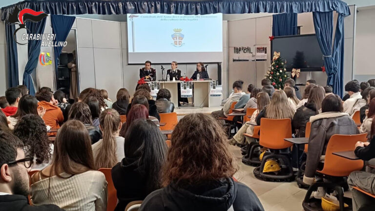 Proseguono gli incontri dei Carabinieri per la cultura della legalità e alla prevenzione dei fenomeni criminosi