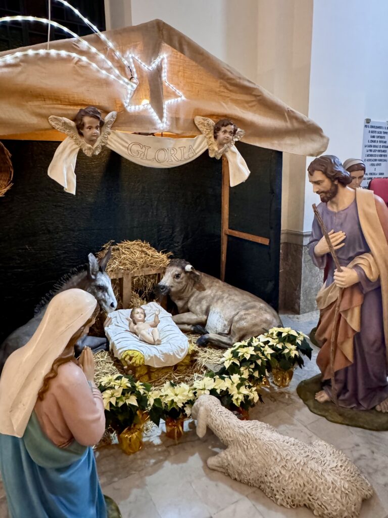 È nato Gesù Bambino: oggi il Santo Natale