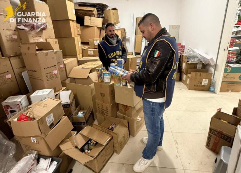 GdF Avellino: sequestrati in provincia circa 100.000 artefizi pirotecnici detenuti illegalmente