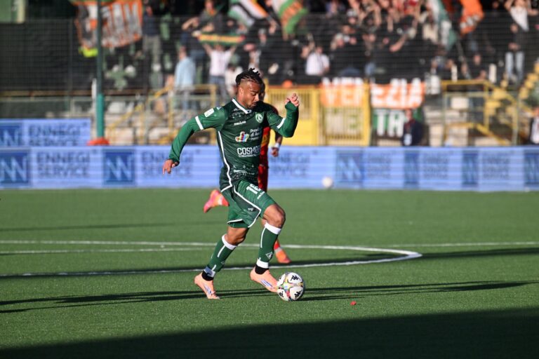 Avellino, infortunio per Justin Kumi: lesione al flessore