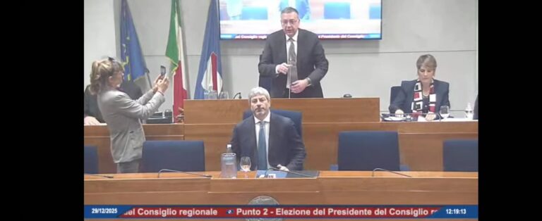 Manfredi eletto presidente del Consiglio Regionale della Campania
