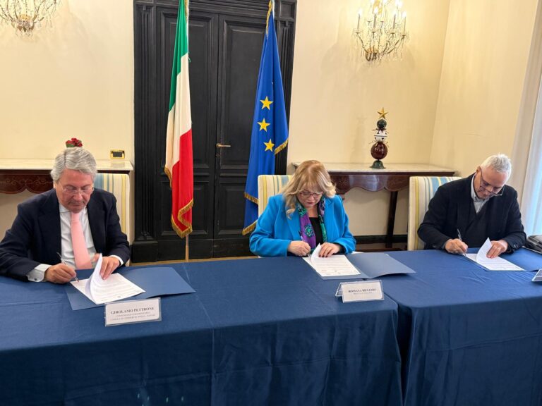 VIDEO/ Avellino unisce le forze contro usura ed estorsione: firmato il nuovo Protocollo per la legalità economica