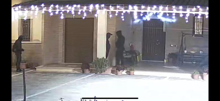 Parolise, banda in tuta nera svaligia la villetta del sindaco Ferullo