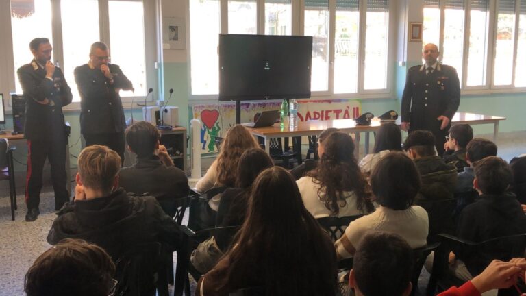 Prevenzione delle truffe agli anziani e cultura della legalità: proseguono gli incontri dei Carabinieri