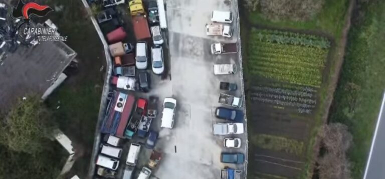 Montoro: i Carabinieri denunciano il titolare di un’ opificio e sequestrano un’area di circa 2000 metri quadrati