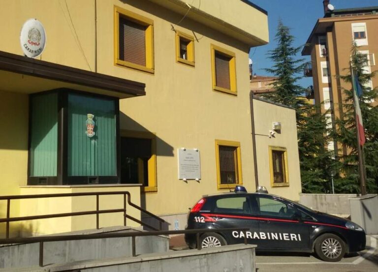 Atripalda: lesioni, minacce e danneggiamento, i Carabinieri arrestano un 33enne