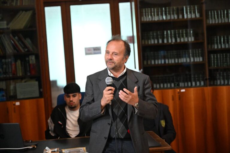 Referendum, Woodcock al “Fatto Quotidiano”: modifica  rapporto pm- Polizia vero pericolo