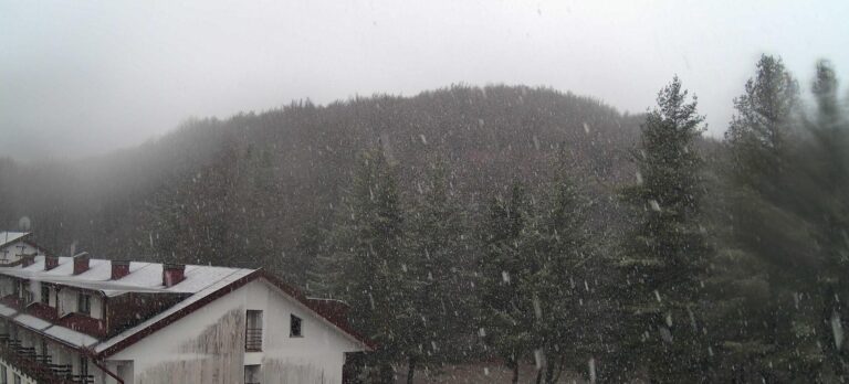 Nevica in modo deciso sul Laceno