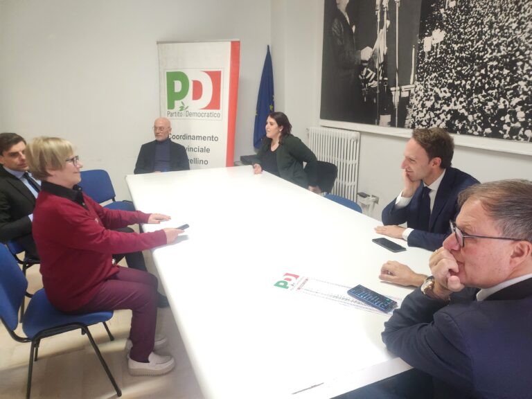 De Luca avvia l’unità nel Pd: partito unito per la sfida in città a Festa e alla destra