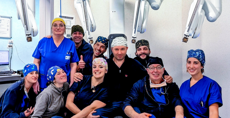 Prima volta in Italia: all’Azienda Moscati un intervento mai eseguito prima