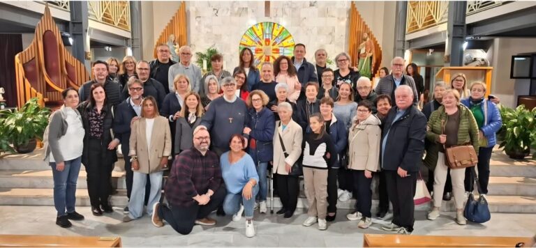 Minacce a Don Patriciello, il messaggio da Cesinali: non mollare padre