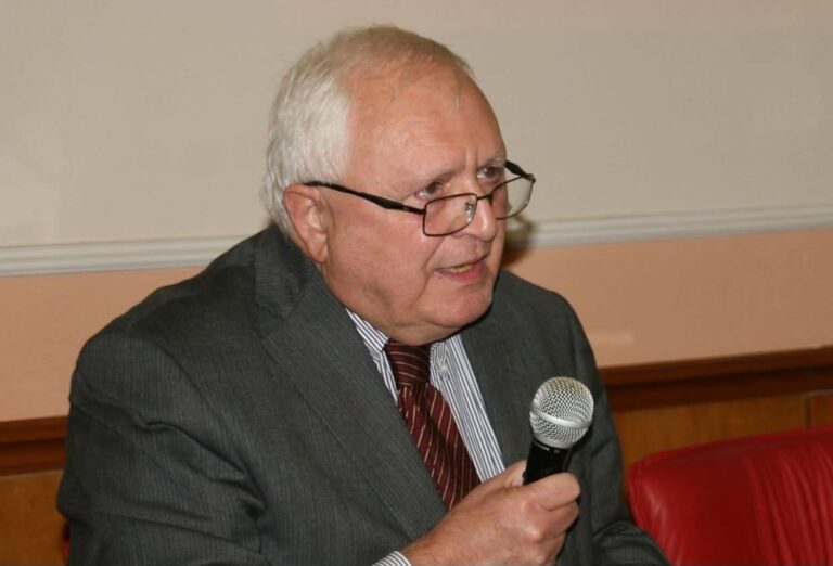 La città piange Benigni, maestro di “liberta” con la passione per lo sport e la politica