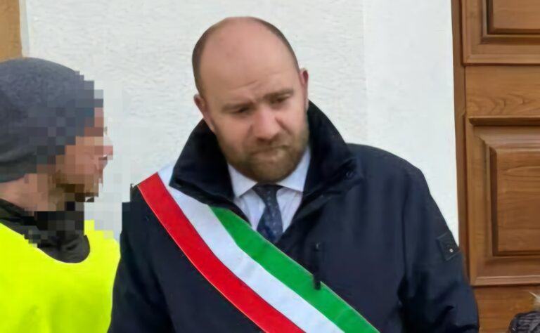 Aquilonia, messaggio di minacce  al sindaco Caputo: basta fare il paladino