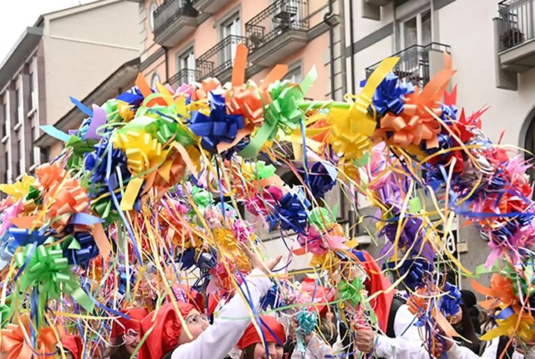 Là dove il folklore danza: il Carnevale d’Irpinia e il calendario degli eventi 2026