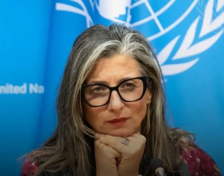 Fratelli d’Italia avvia una raccolta firme per chiedere la revoca dell’incarico ad Albanese