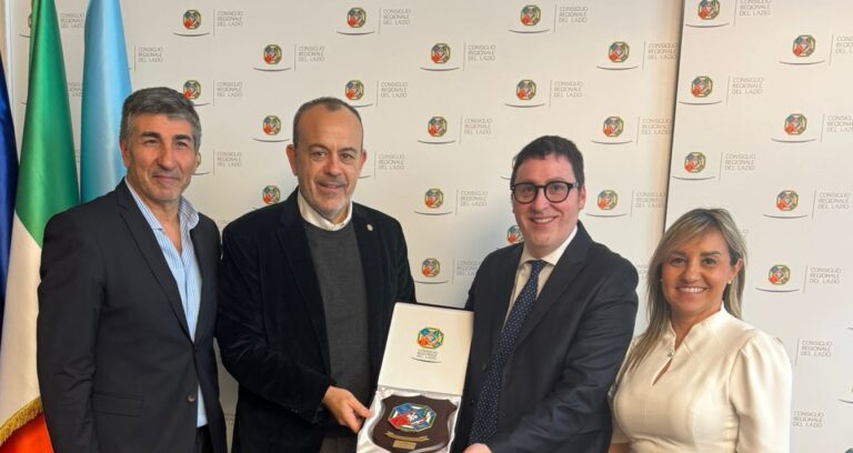 Monteforte premia le sue eccellenze: ospite Antonio Aurigemma