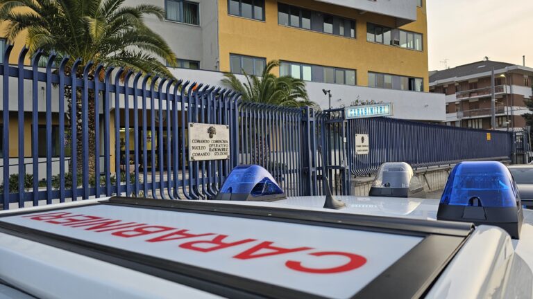 Assalto al bancomat della Bdm di Lioni con la tecnica della marmotta: indaga l’Arma