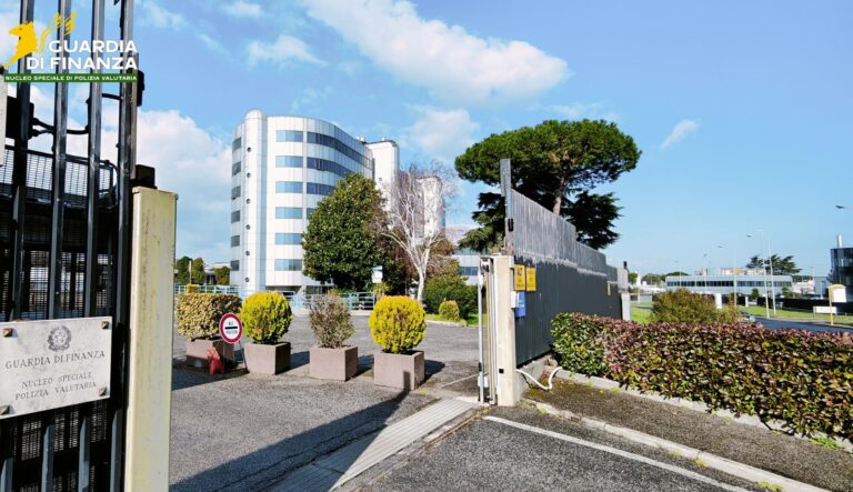 Camorra, nelle casse dei “casalesi” una parte dei soldi delle truffe online: due arresti