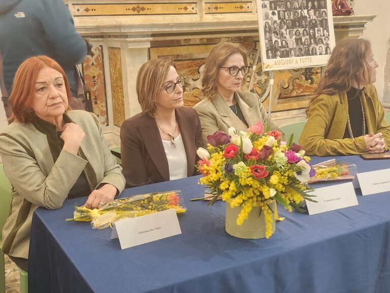 Donne e screening contro i tumori, Conte: bisogna rivendicare diritto alla salute