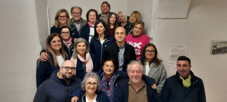 Amos Partenio a San Martino Valle Caudina, nuova tappa per la prevenzione in rosa