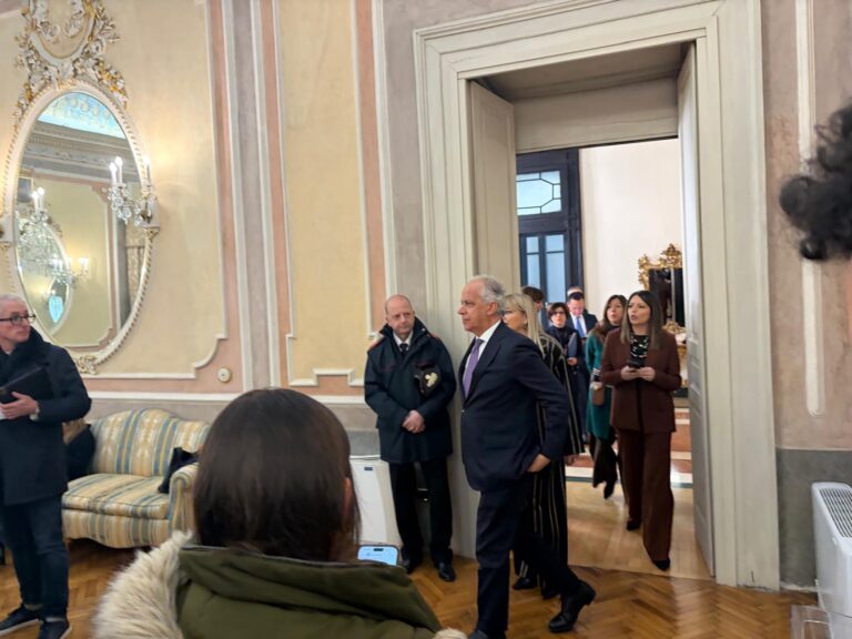 Simboli o non simboli, Piantedosi: “Tema che lascio ai partiti. Importante unità del Centrodestra”