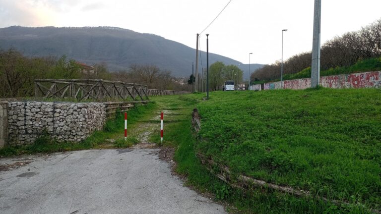 Monteforte Irpino, degrado al Parco Fenestrelle: la consigliera De Sapio chiede interventi urgenti