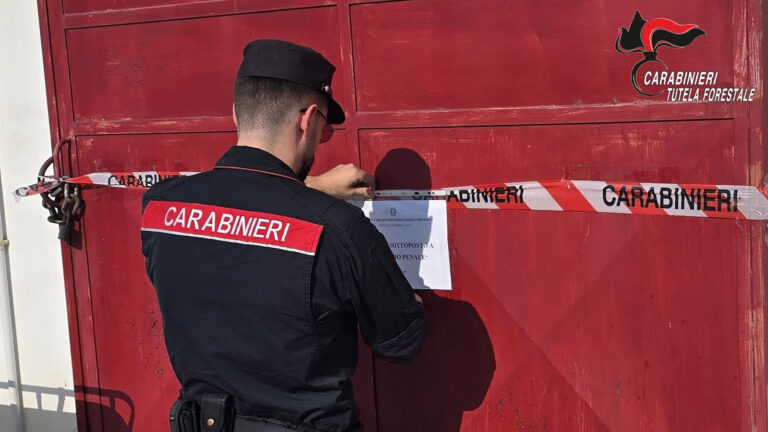 Solofra, inquinamento fiume Sarno: Carabinieri denunciano imprenditore