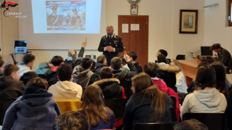 I Carabinieri proseguono gli incontri di prossimità con studenti e anziani