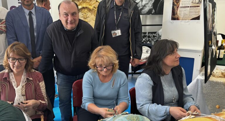 Fiera di Venticano, Martusciello: “Una delle più belle vetrine delle aree interne del Mezzogiorno”
