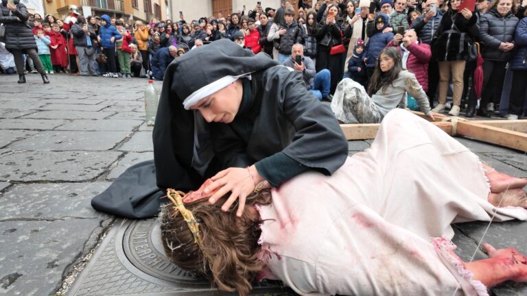 Il messaggio contro le guerre della Passio Christi della Pro Loco di Taurano
