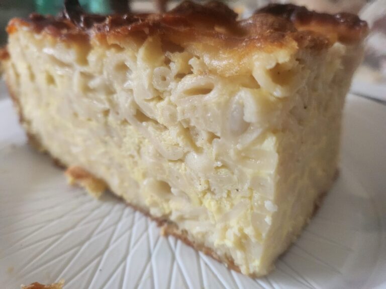 Non chiamatela frittata di spaghetti: la  pastiera del Sabato Santo nel Vallo di Lauro