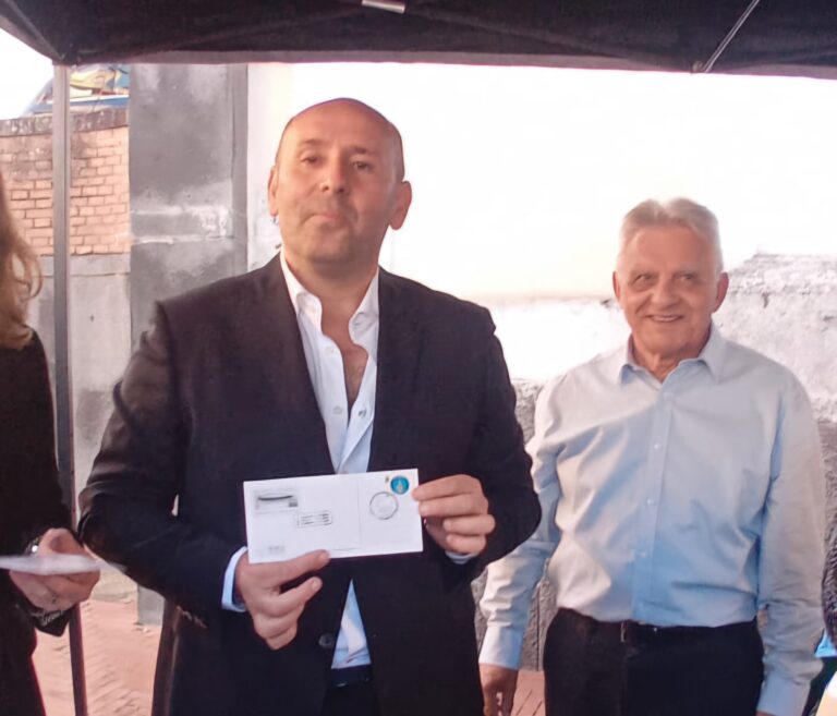 Annullo filatelico di Poste Italiane per celebrare il centenario della spedizione di Nobile