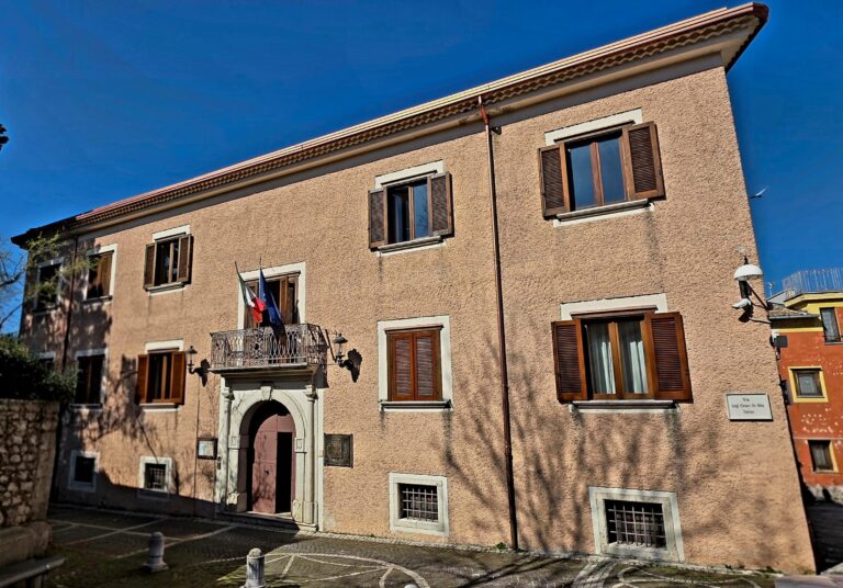 Nusco, la maggioranza attacca: “In Consiglio l’ennesimo teatrino della minoranza”