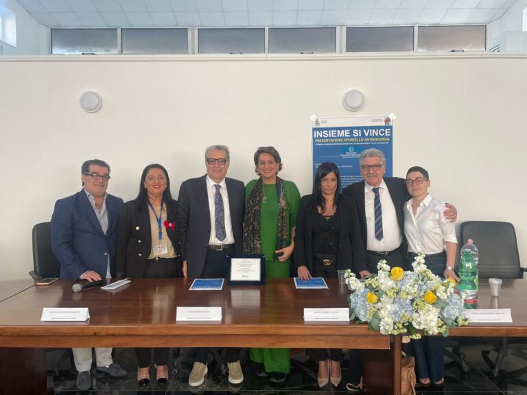 Taglio del nastro dello Sportello Antiviolenza a Moschiano con Beatrice Dalia