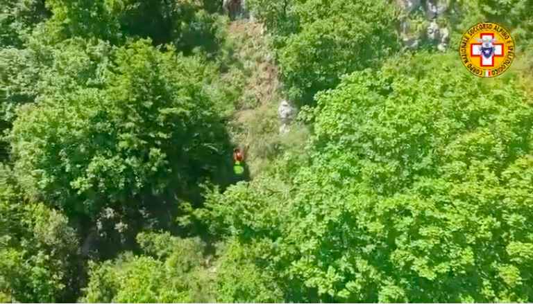 Climber precipita sulla falesia di Summonte: recuperata dall’elisoccorso e trasportata in ospedale