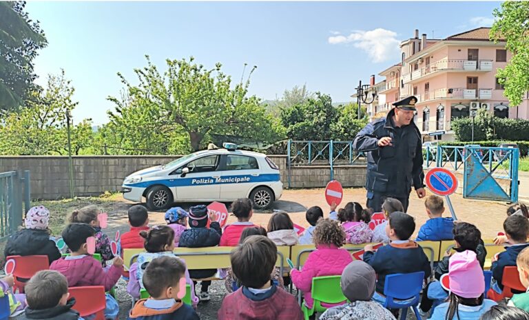 “Strada Facendo”, a Montoro oltre 300 alunni coinvolti nel progetto di educazione stradale