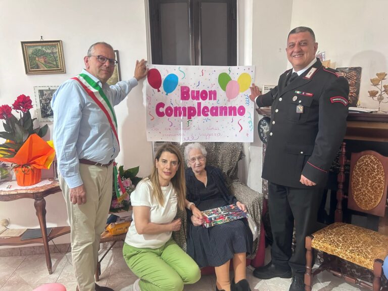 Torella dei Lombardi festeggia i 105 anni di Ida, testimone di oltre un secolo di storia