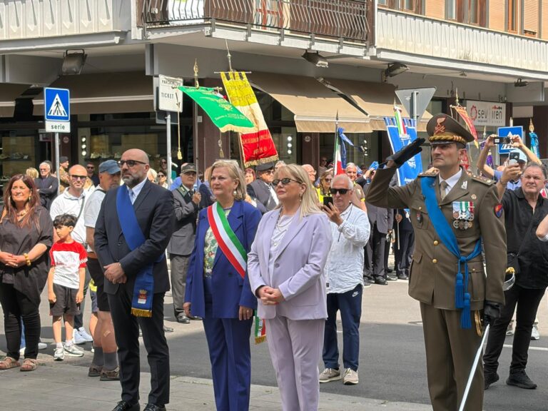Il saluto emozionato di Perrotta alla città: “Si può amministrare senza danneggiare i conti”