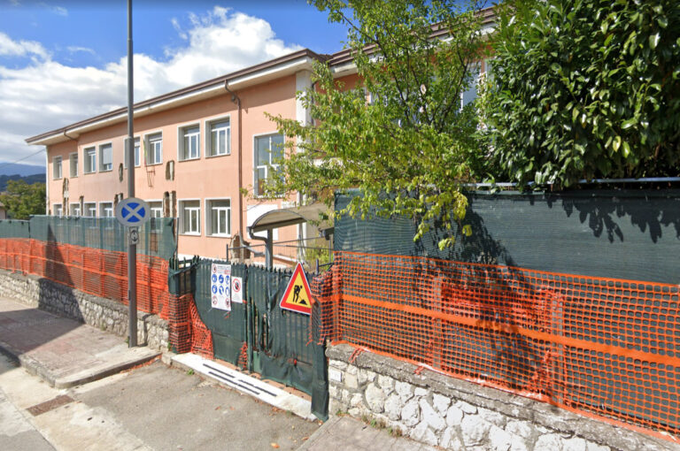 Pratola Serra, Scuola “V. Basile”: pubblicato il finanziamento regionale che consegnerà l’edificio alla comunità