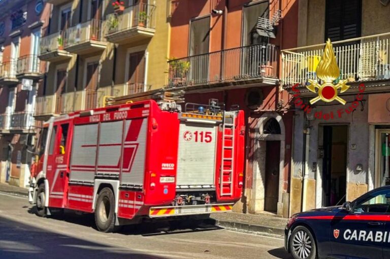 Non risponde ai familiari, trovato senza vita nella sua abitazione ad Atripalda