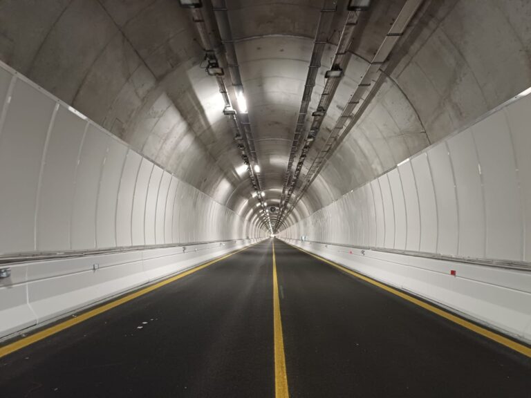 Raccordo, all’alba di domani riapre la canna sud della Galleria “Monte Pergola”  di Solofra