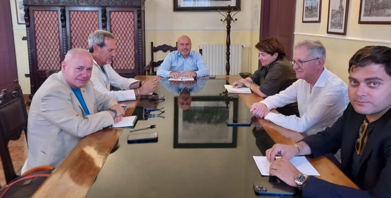 Vertenze e prospettive di sviluppo, incontro in Provincia tra il presidente Picone e i segretari di Cgil, Cisl e Uil