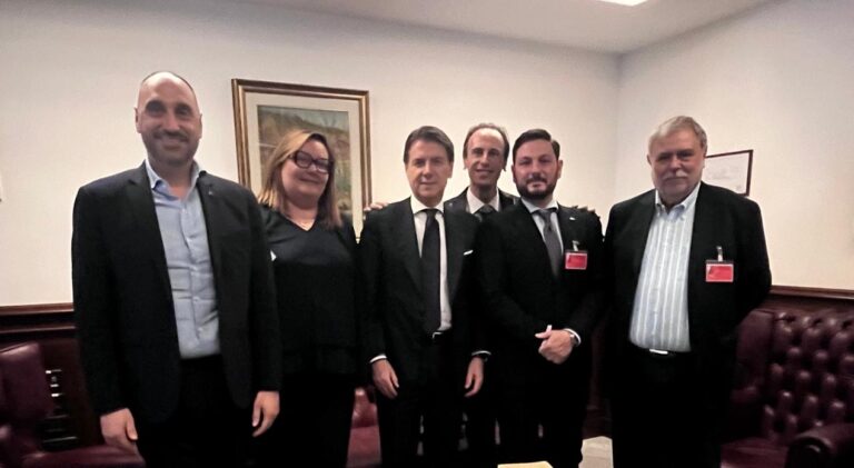 Conte e Gubitosa incontrano gli amministratori M5S di Avellino: focus su ambiente e sviluppo della città