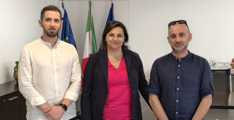 Nuovo piano di gestione forestale, la Squadra Sentieri di Solofra incontra l’assessora Serluca